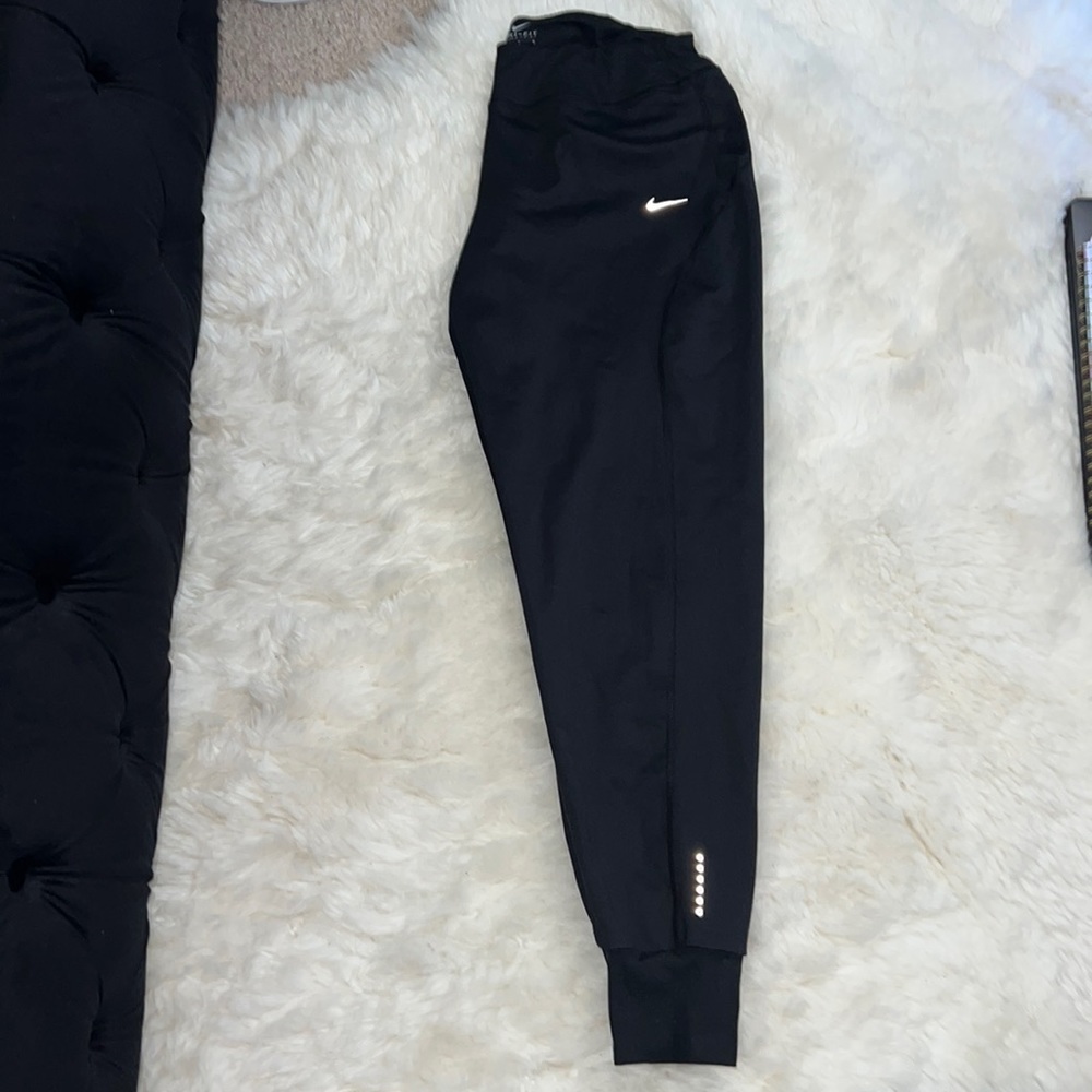 Nike black fleece joggers
